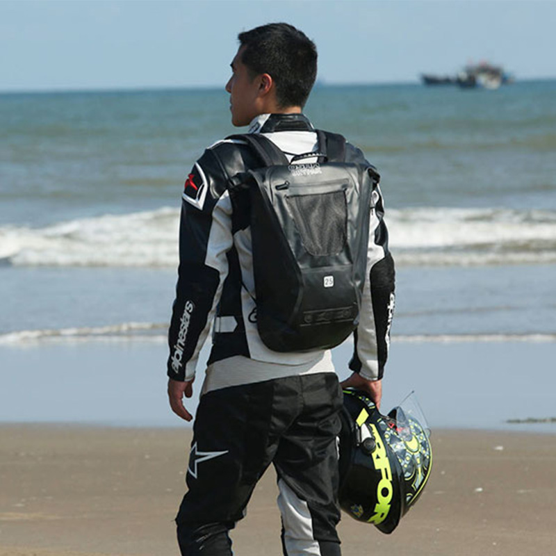 OSAH Black Motorcycle Bag 25L  - Motorcycle Gear Travel Bag recension och pris